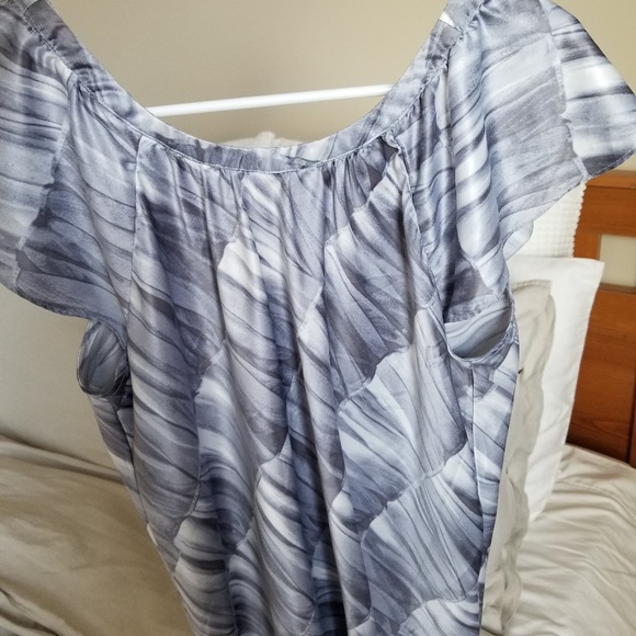 Banana Republic Small Top - Picture 3 of 5